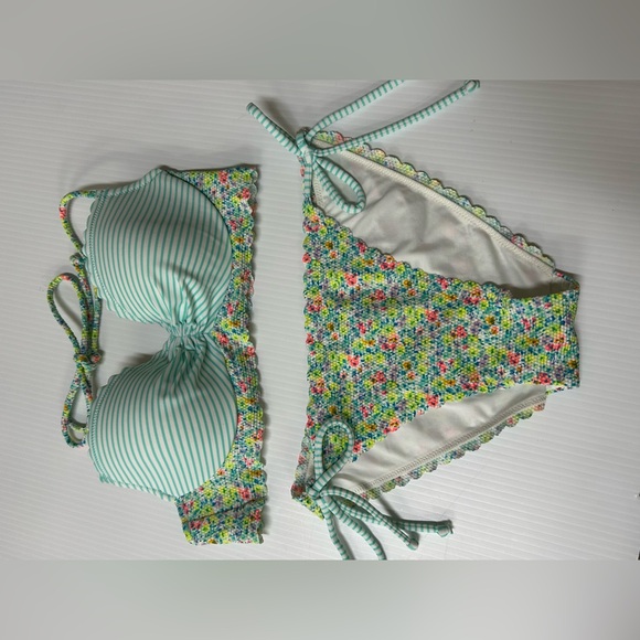 Victoria Secret Bikini Blue Stiped with Micro Floral Print Size Small - Picture 2 of 9